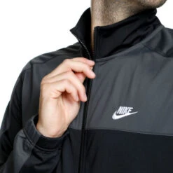 Nike Sportswear Sport Essentials Tracksuit Men -Wilson Store 55235000 15